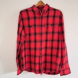 Filson Field Flannel Shirt in Red Black Plaid